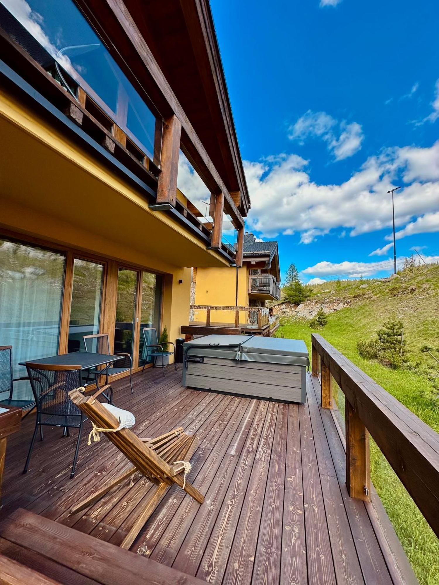 Chalet Mountain Demanovska Dolina Exterior foto